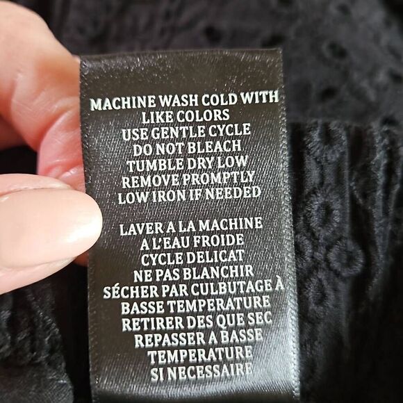 Blank NYC Legend Pull-on Belted Lined Eyelet Shorts Black Medium - Picture 6 of 9